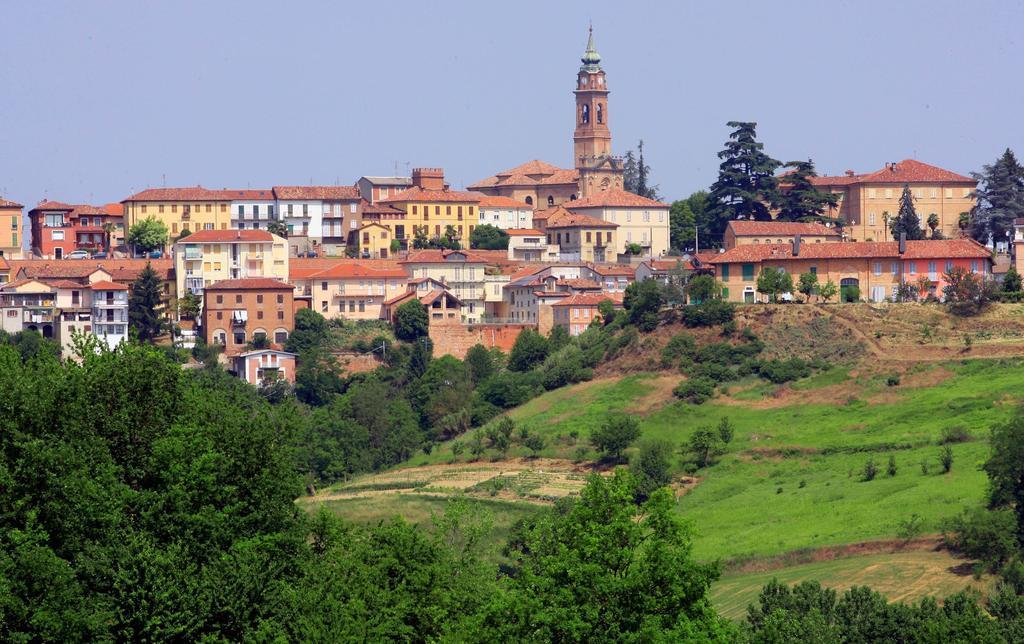 Bricco Pogliani Hotel Castell'Alfero Luaran gambar