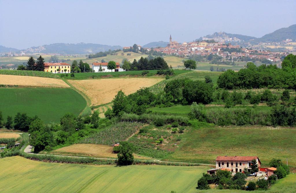 Bricco Pogliani Hotel Castell'Alfero Luaran gambar